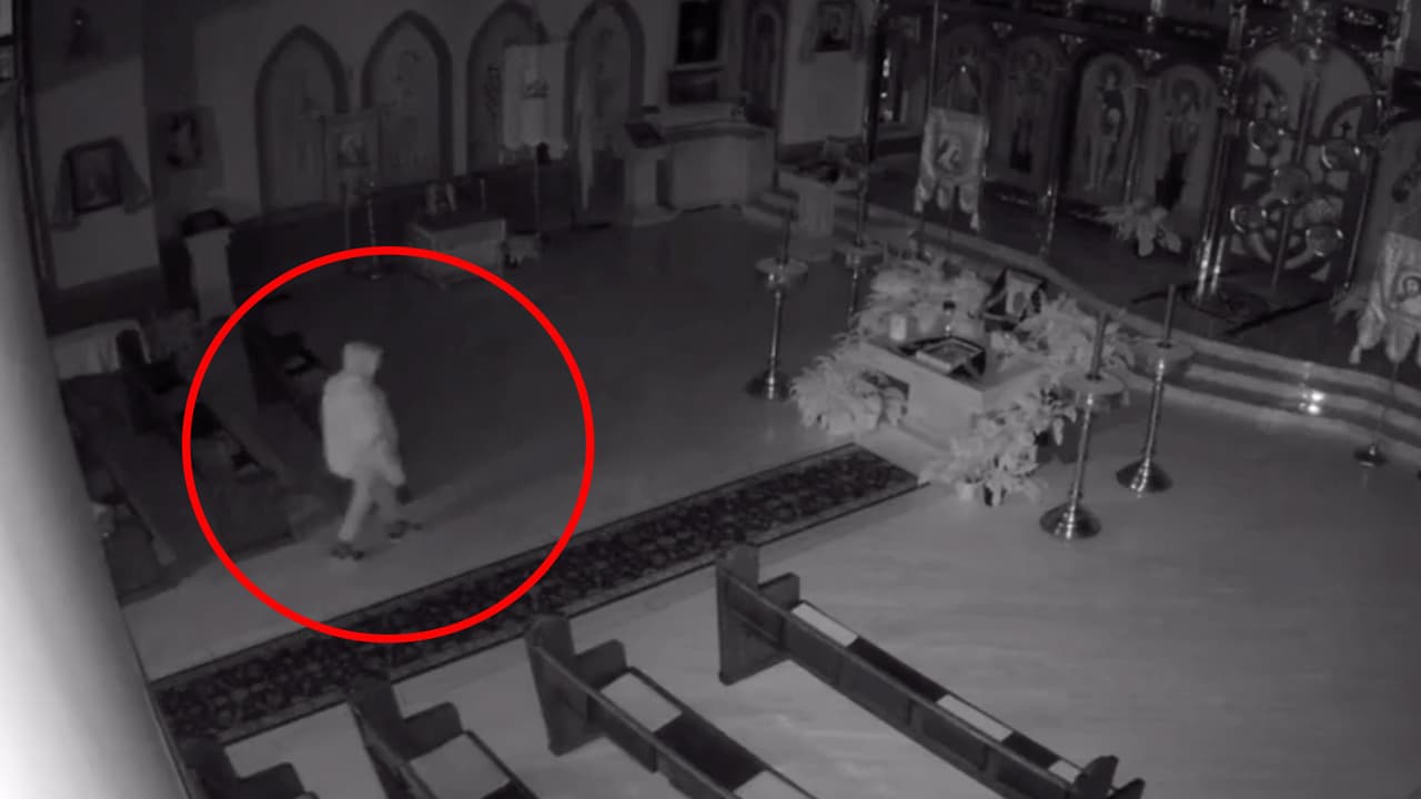 "Al parecer quería la Cruz": sujeto irrumpe para robar en iglesia ucraniana de Humboldt Park