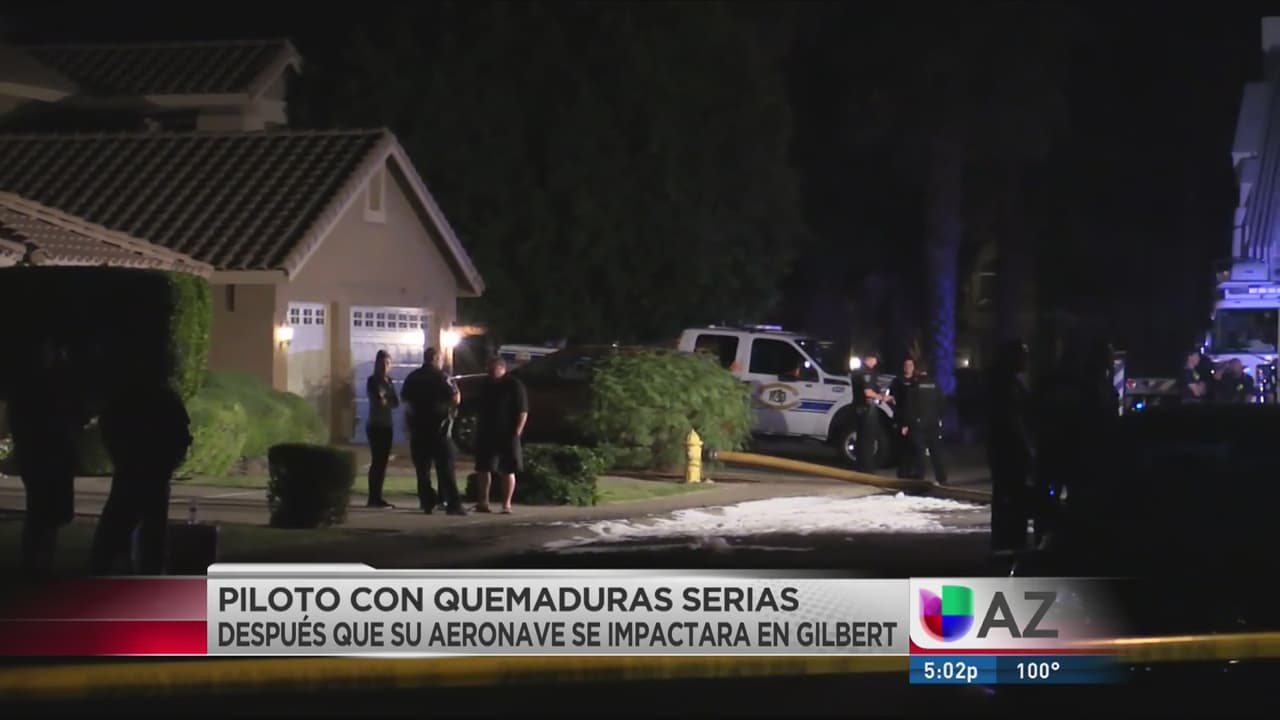 Cae avión sobre la sala de una casa en Gilbert, Arizona.