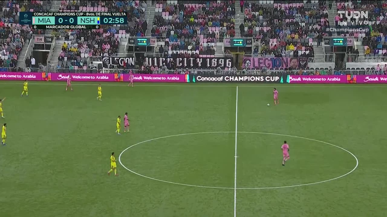 ¡TIRO ATAJADO! disparo por Germán Berterame.