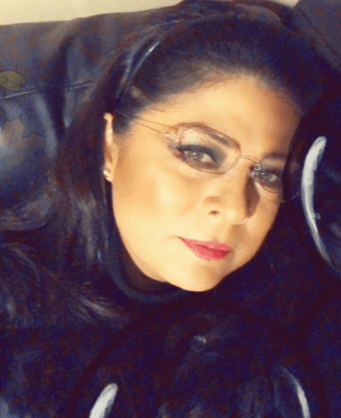 Hace unas semanas, 
<b><a href="https://www.univision.com/temas/victoria-ruffo" target="_blank">Victoria Ruffo</a></b> anunció que regresaría a las telenovelas, pero declinó ofrecer detalles de la producción. Este jueves se supo que la veterana actriz mexicana será la protagonista de ‘Cita ciegas’, la próxima telenovela de Televisa.