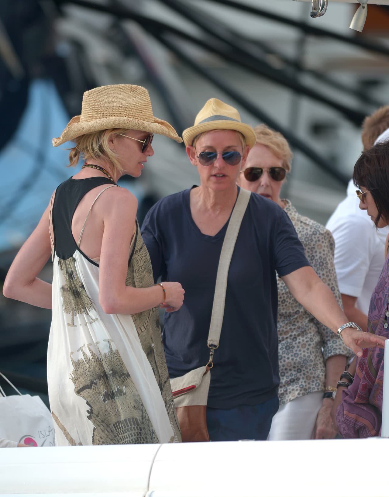 Ellen y Portia huyeron del frío.