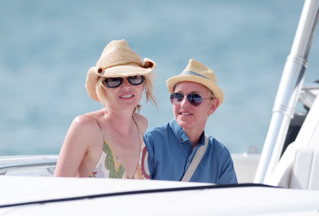 Todo lo contrario, las dos posaron para las cámaras.