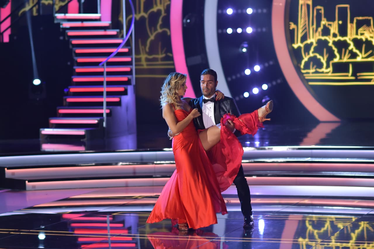 La pareja de baile de Pablo Montero debe confiar mucho en el actor.