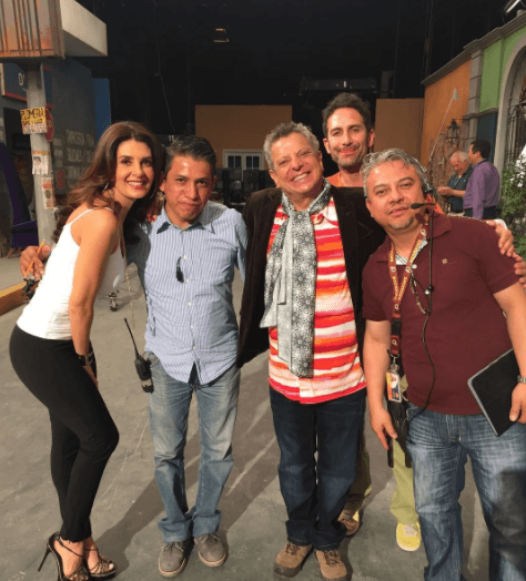 Actores compartieron su alegría por el regreso de 'Vecinos'.