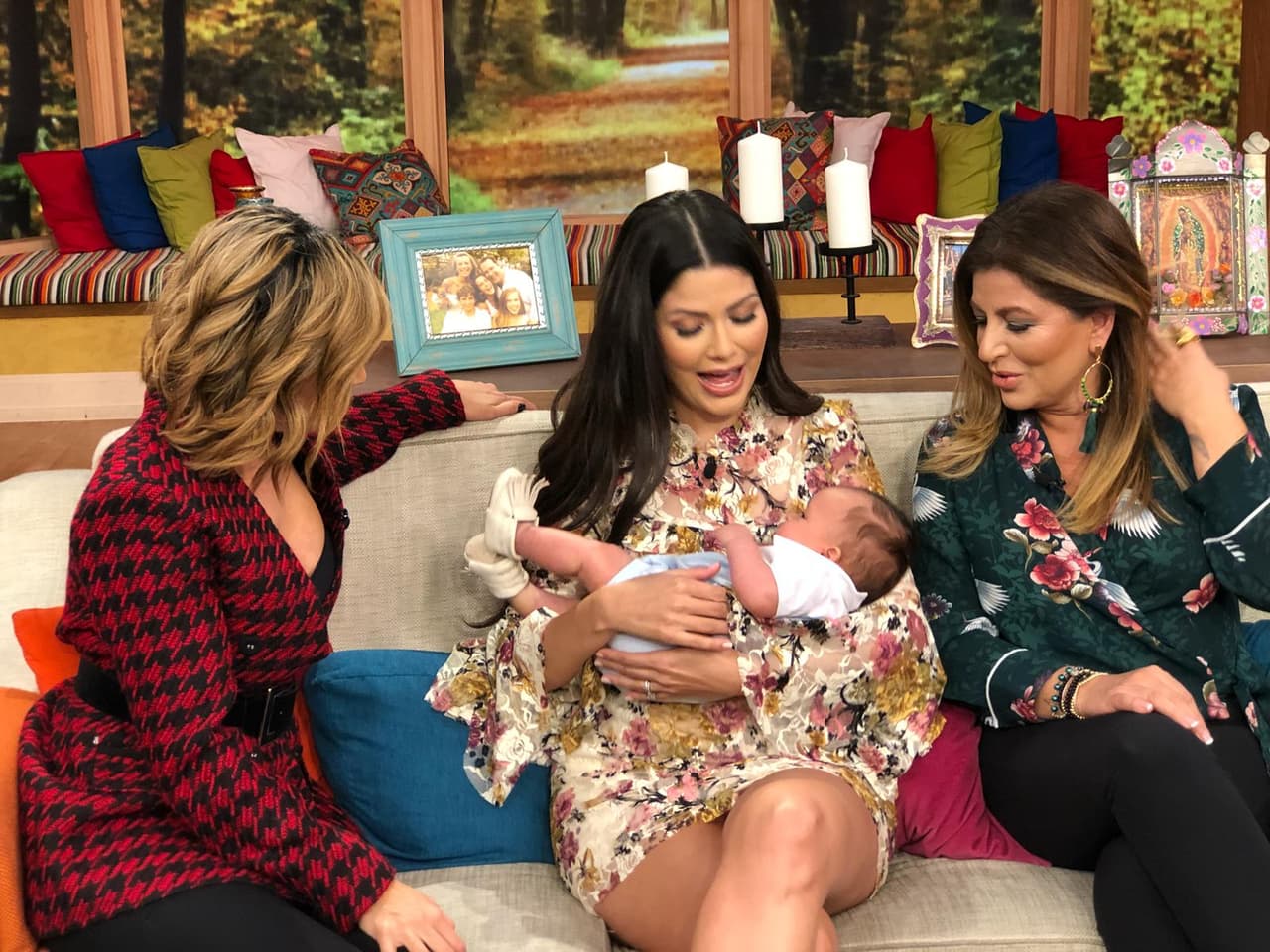 Gael se robó el corazón de todos, mientras Ana platicaba cómo se ha sentido ahora con dos hijos.