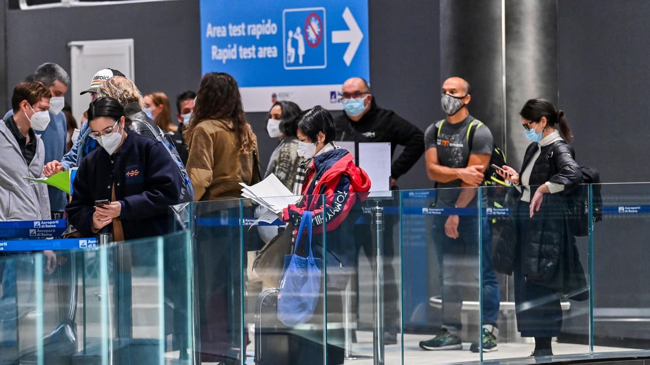 Aeropuertos de NY y NJ: los peores en cancelaciones de vuelos durante el verano