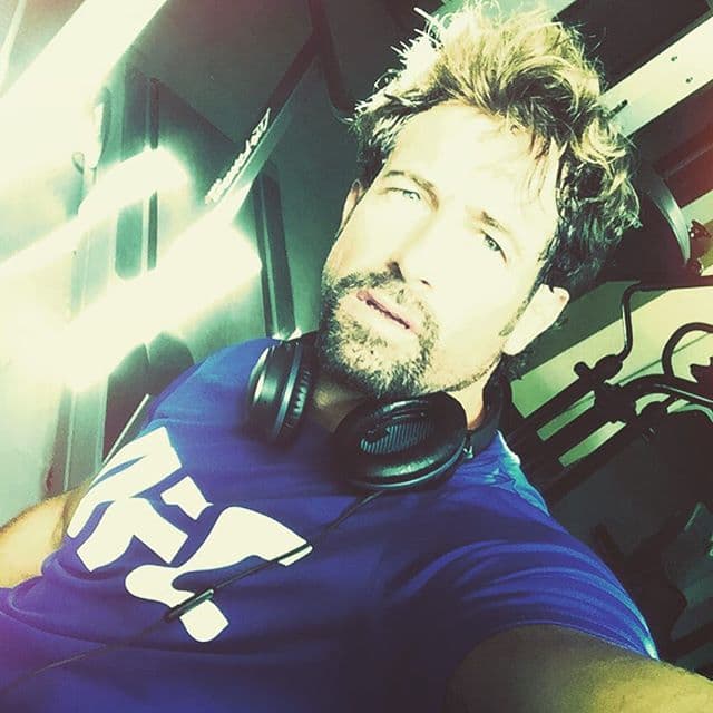 ¡Como sea luce guapísimo!