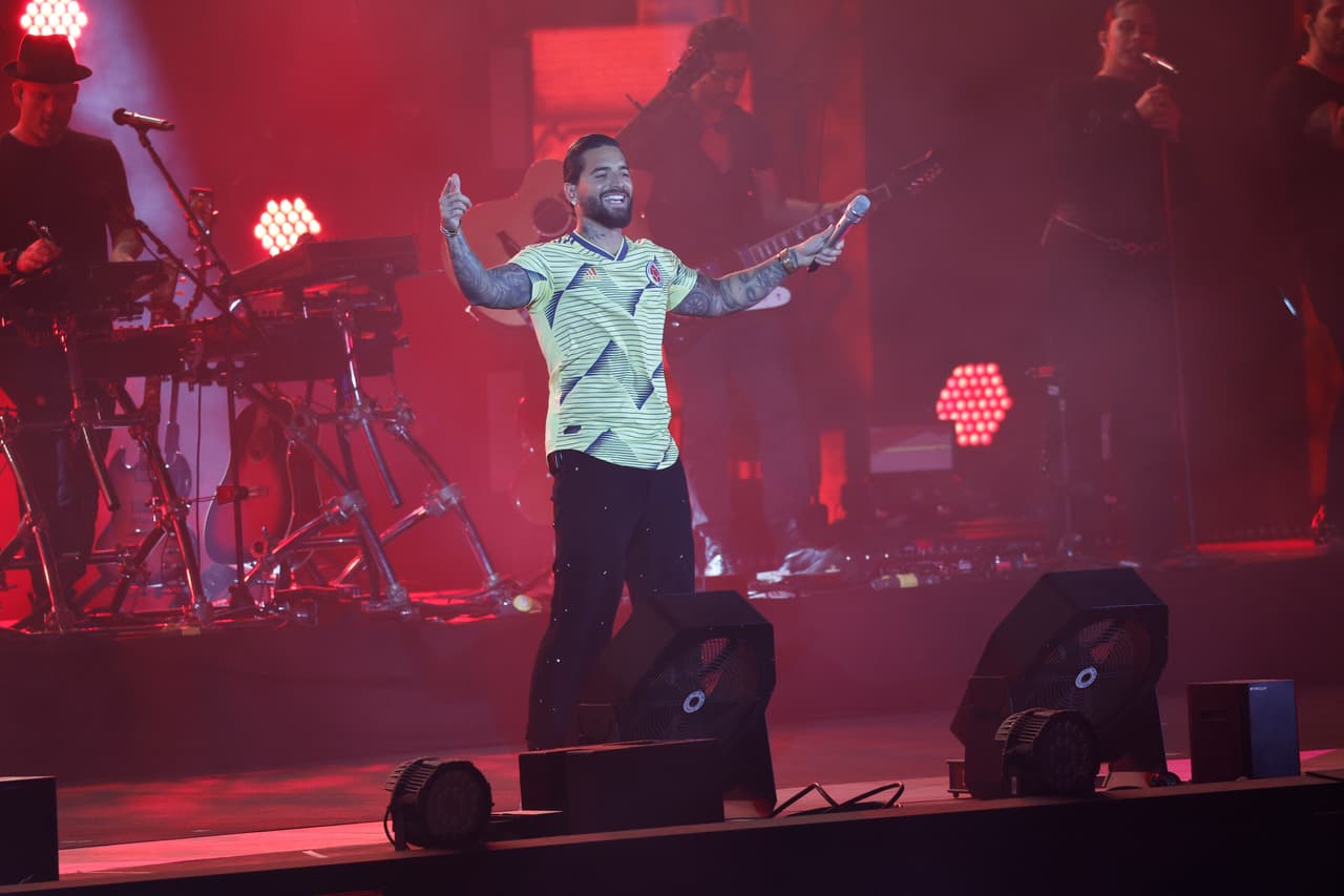 "Representar a la música latina en este tema junto a artistas increíbles que cantan en inglés y árabe me permite situar nuestra cultura en otra dimensión", agregó.
<br>