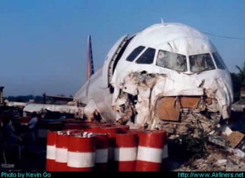 38- En siniestros con vuelos de PAL, Líneas Aéreas de Filipinas, se han producido 496 fallecimientos. Foto: Kevin Go.