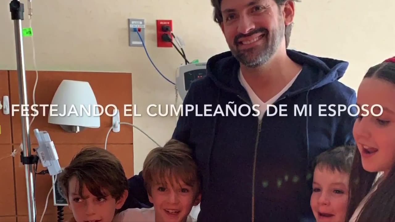 Le dedicó unas palabras especiales a su marido, el abogado Víctor Álvarez Puga: "Agradezco especialmente a mi esposo, quien siempre ha sido mi fuerza y mi impulso para todo […] Sabía que actuabas, cuando me veías mal o débil, con una sonrisa llena de esperanza y que jamás perdiste la fe de que todo saldría bien […] Gracias mi amor, 
<b><a href="https://www.univision.com/famosos/abogada-fiscal-de-ines-gomez-mont-confirma-que-hay-una-investigacion-en-curso-y-aclara-su-situacion-legal-fotos">sin ti no sé qué haría en mi vida</a></b>".
