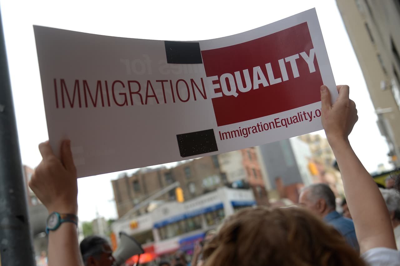 Denuncian torturas a detenidos en centros de inmigrantes