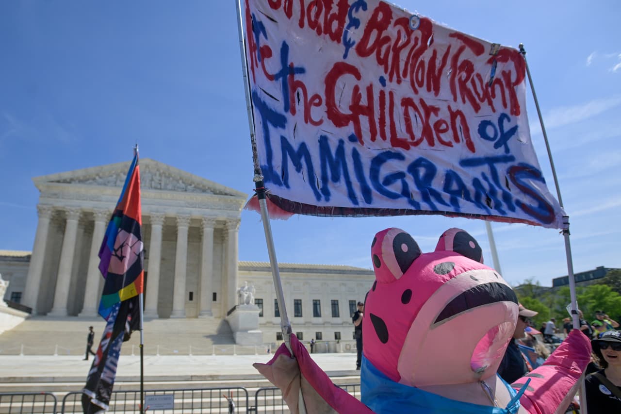 Hasta las ranas saltaron a favor de los hijos de los inmigrantes.