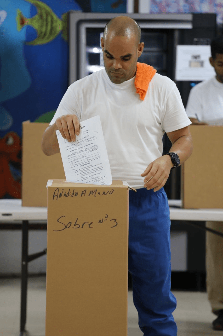 Allí serán recogidas por la Junta Administrativa de Voto Adelantado (JAVA)