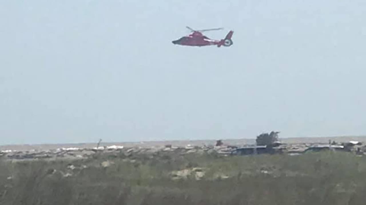 Buscan a nadador desaparecido en la playa de Matagorda
