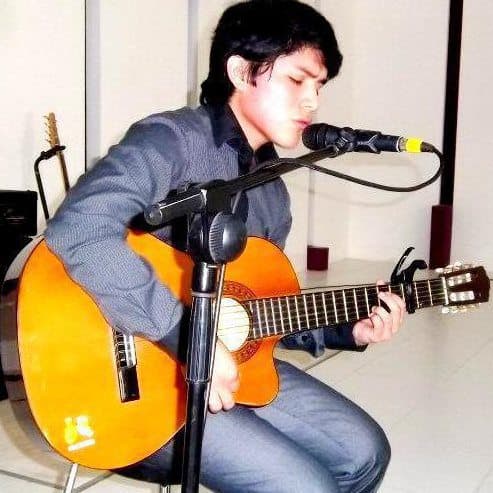 En 2005, la misma televisora entrevistó a Nazareth, cuando tenía 12 años. En esa ocasión el peruano aseguró que uno de sus sueños era convertirse en presidente de su país.