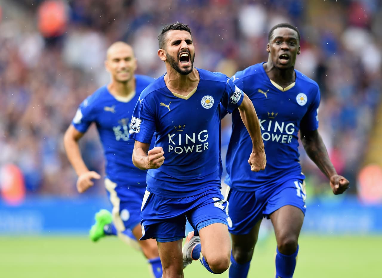 Desde la jornada inaugural de la Premier, el Leicester City marcó la pauta de lo que sería su temporada al golear 4-2 al Sunderland de la mano de sus estrellas de la campaña, Jamie Vardy y Riyad Mahrez que ese día marcó un doblete.