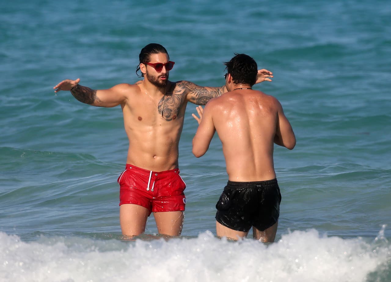 Maluma se alista a comenzar su gira F.A.M.E. el próximo 23 de marzo. Prince Royce, por su parte, olvidó la bachata y se zambulló en el reggaeton con el tema 'El clavo'.