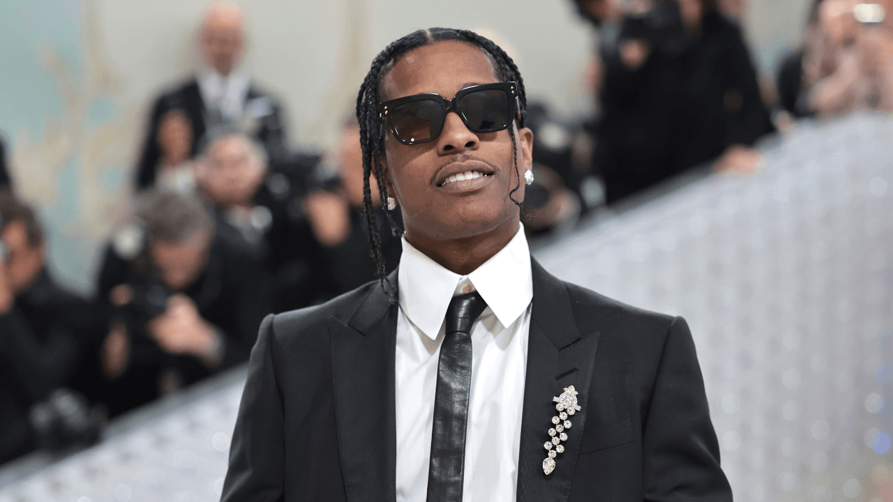 <h2 class="cms-H2-H2">A$AP Rocky</h2>
<br>
<br>Por segunda vez, el rapero será papá, y nos enteramos por Rihanna en el show de medio tiempo del Super Bowl. No se saben mayores detalles, así como se desconocen muchos del primer bebé todavía.
<br>