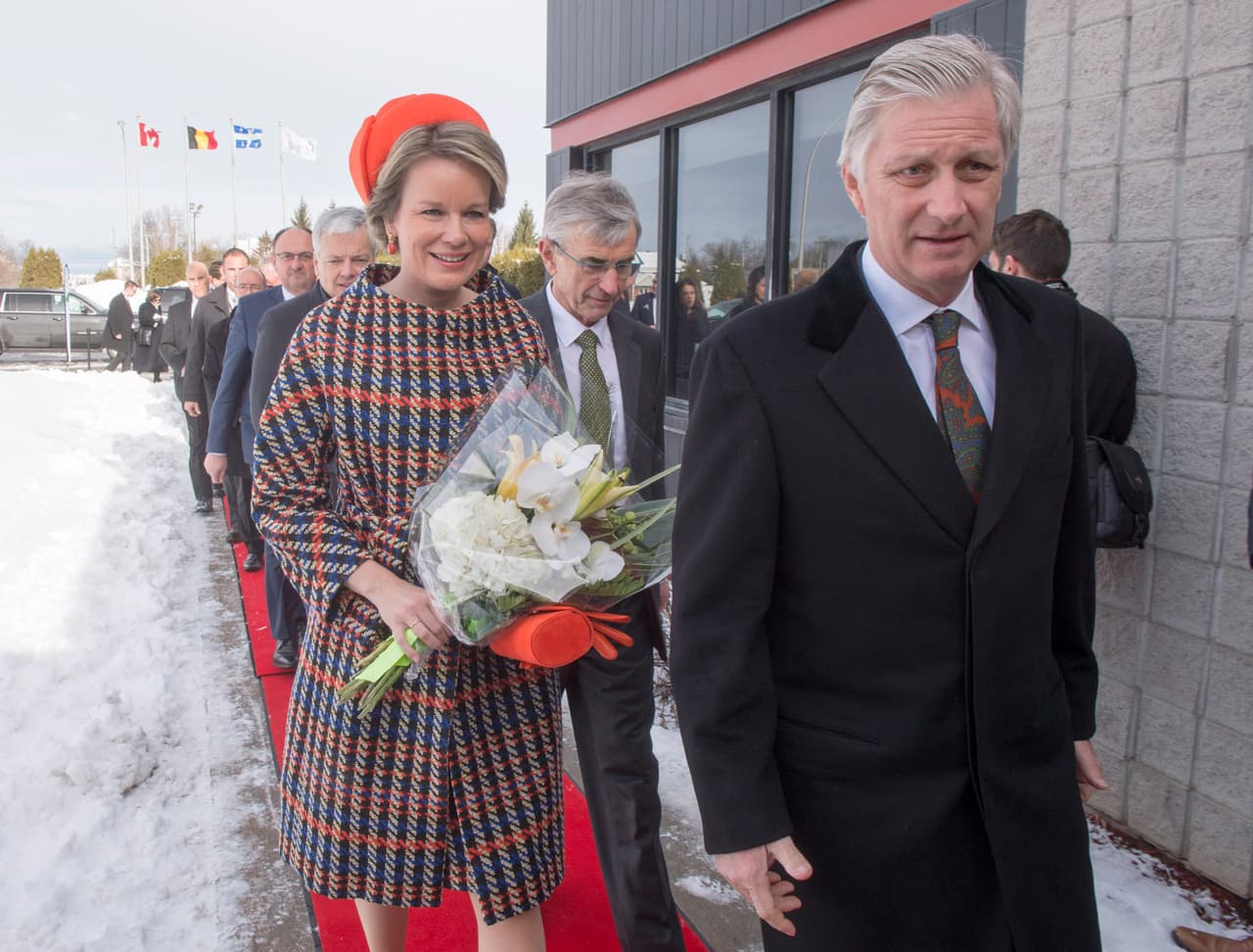 La Lista Civil de Bélgica cubre los gastos del rey Felipe, mientras que los servicios de apoyo adicionales son financiados por el gobierno de dicho país.