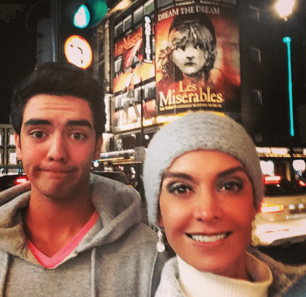 A través de sus redes sociales, Lupita Jones ha mostrado imágenes de su retoño: Simón Charaf Jones.