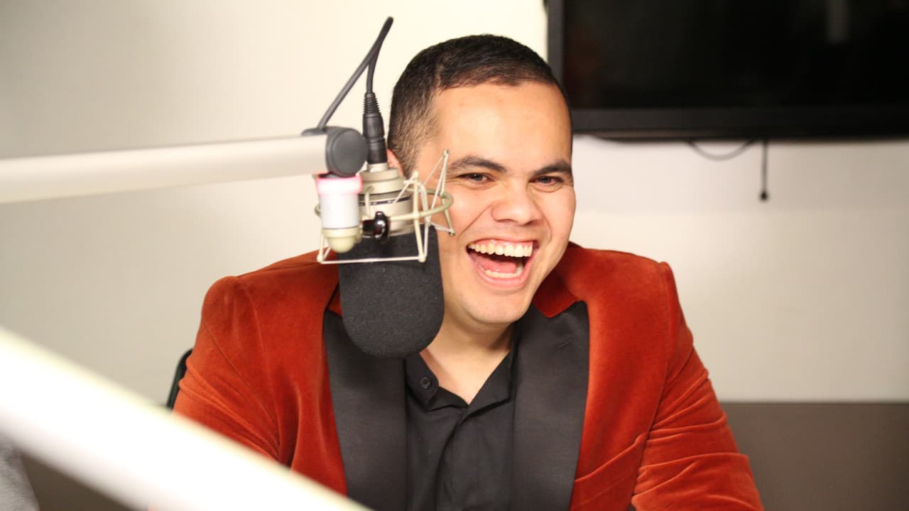 El integrante no pudo contenerse la risa durante la entrevista con 
<a href="http://www.univision.com/temas/la-bronca">La Bronca. </a>