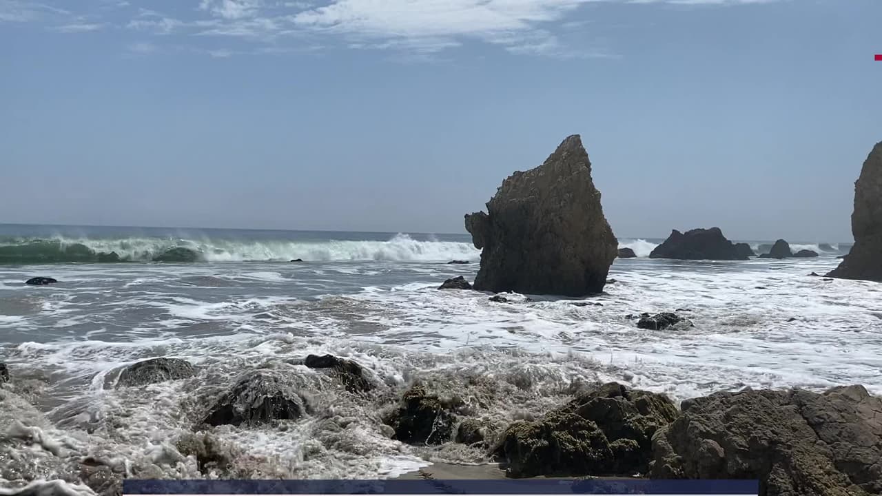 Fotógrafos, modelos y turistas consideran a la playa en el parque Nacional El Matador como el escenario obligado para fotos únicas.
