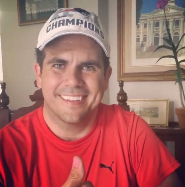 Ricardo Rosselló cumplió con al reto #LikeRosa