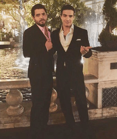 Según la anécdota de los hijos del comediante, el accidente ocurrió durante un juego en el lago, el cual consistía en subirse a una dona (inflable), atarla a una lancha y dar un paseo.
<br>