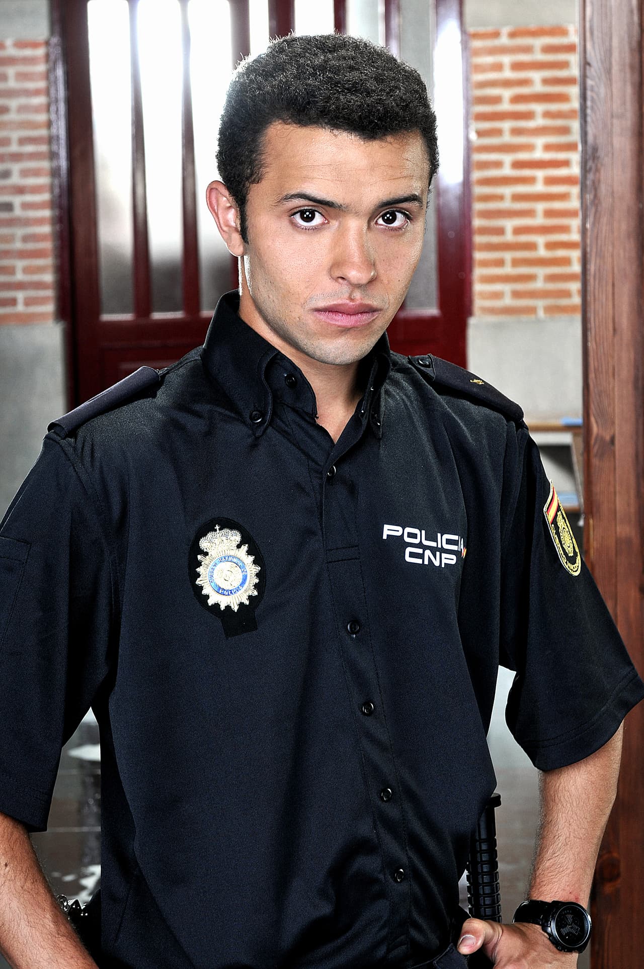 Ayoub El Hilali es Hakim, el policía musulmán.