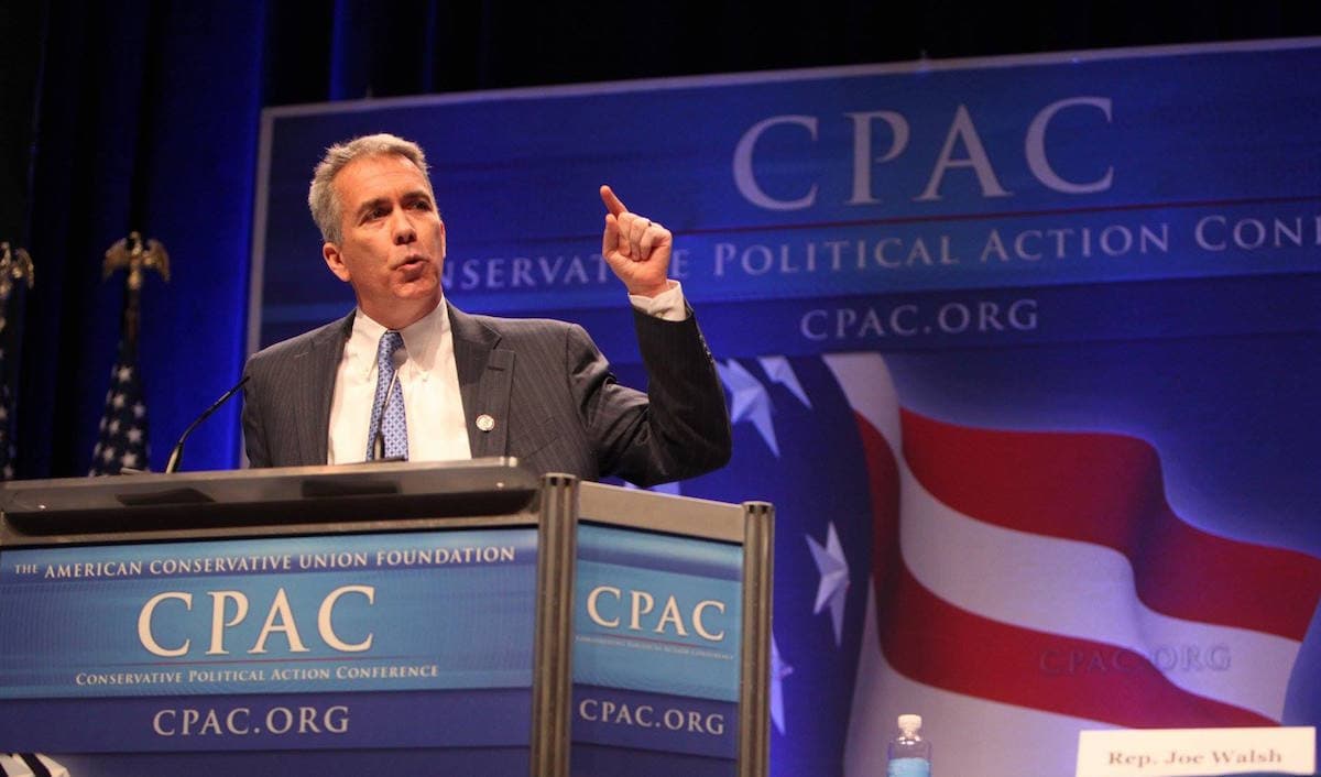 Excongresista republicano Joe Walsh: "Si Trump pierde, agarro mi mosquetón"