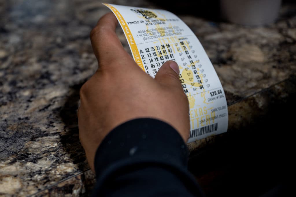 Un solo billete comprado en Maine resulta ganador del premio mayor de Mega Millions este viernes