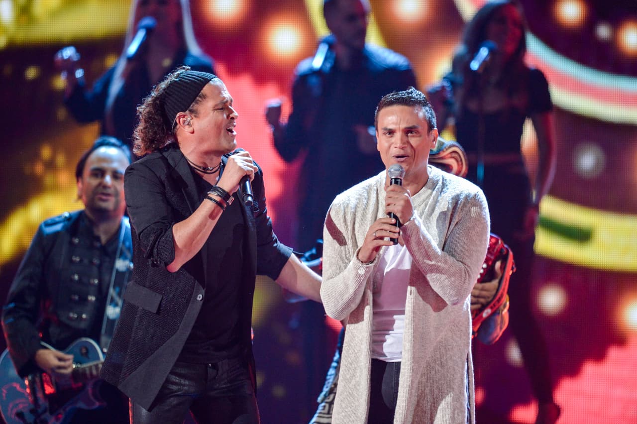 Sus amigos se unieron para cantar con él los clásicos con los que ha triunfado a lo largo de todos estos años.