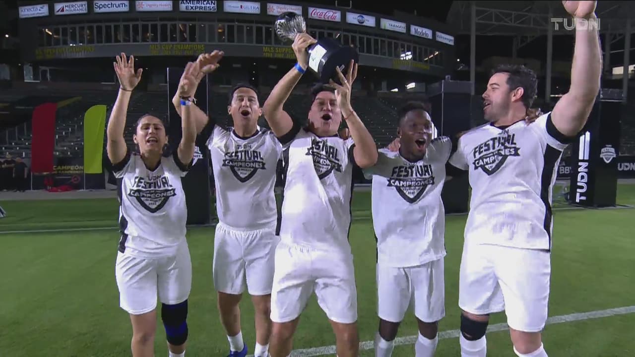 'Bam Bam' Zamorano y el equipo blanco ganan el Skills Challenge