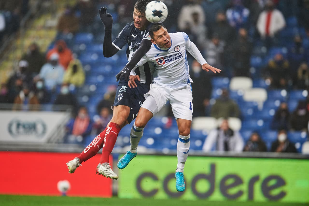 En la última jugada, el ‘Cachorro’ Montes clavaba el cabezazo del 2-2 para concretar el dramático empate.
