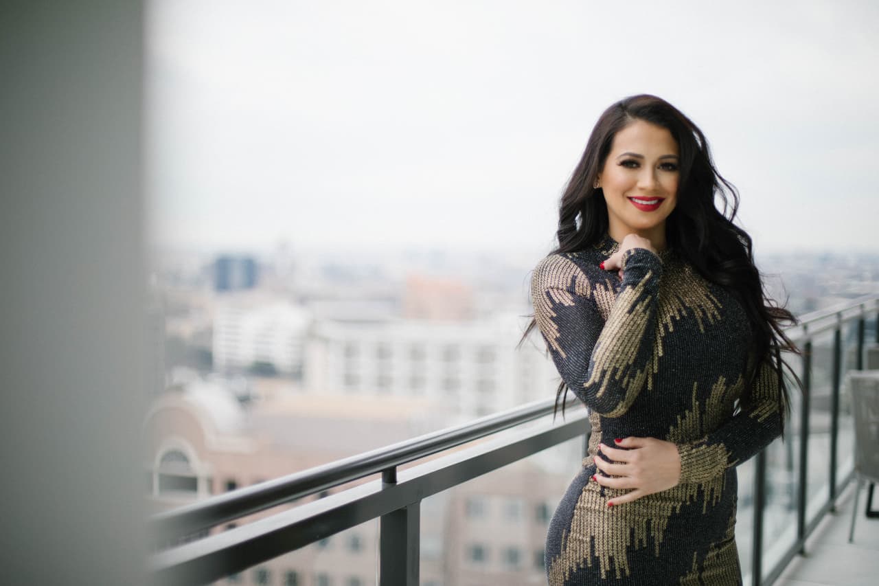 "Que nos escuchen más para que ganen dinero y premios, pero sobre todo que tengan mucha felicidad", fueron los deseos de la locutora para sus miles de oyentes y seguidores en redes sociales.