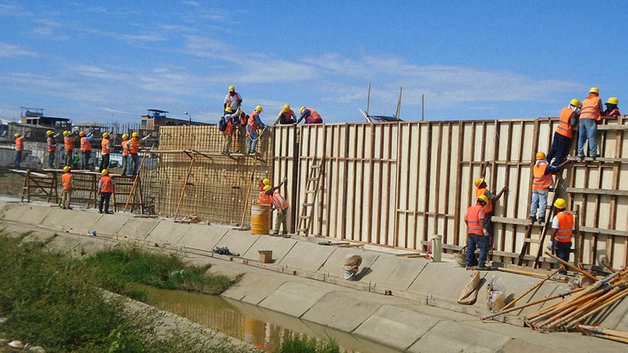 Ecuador suspende la construcción del muro en su frontera con Perú, tras la crisis diplomática
