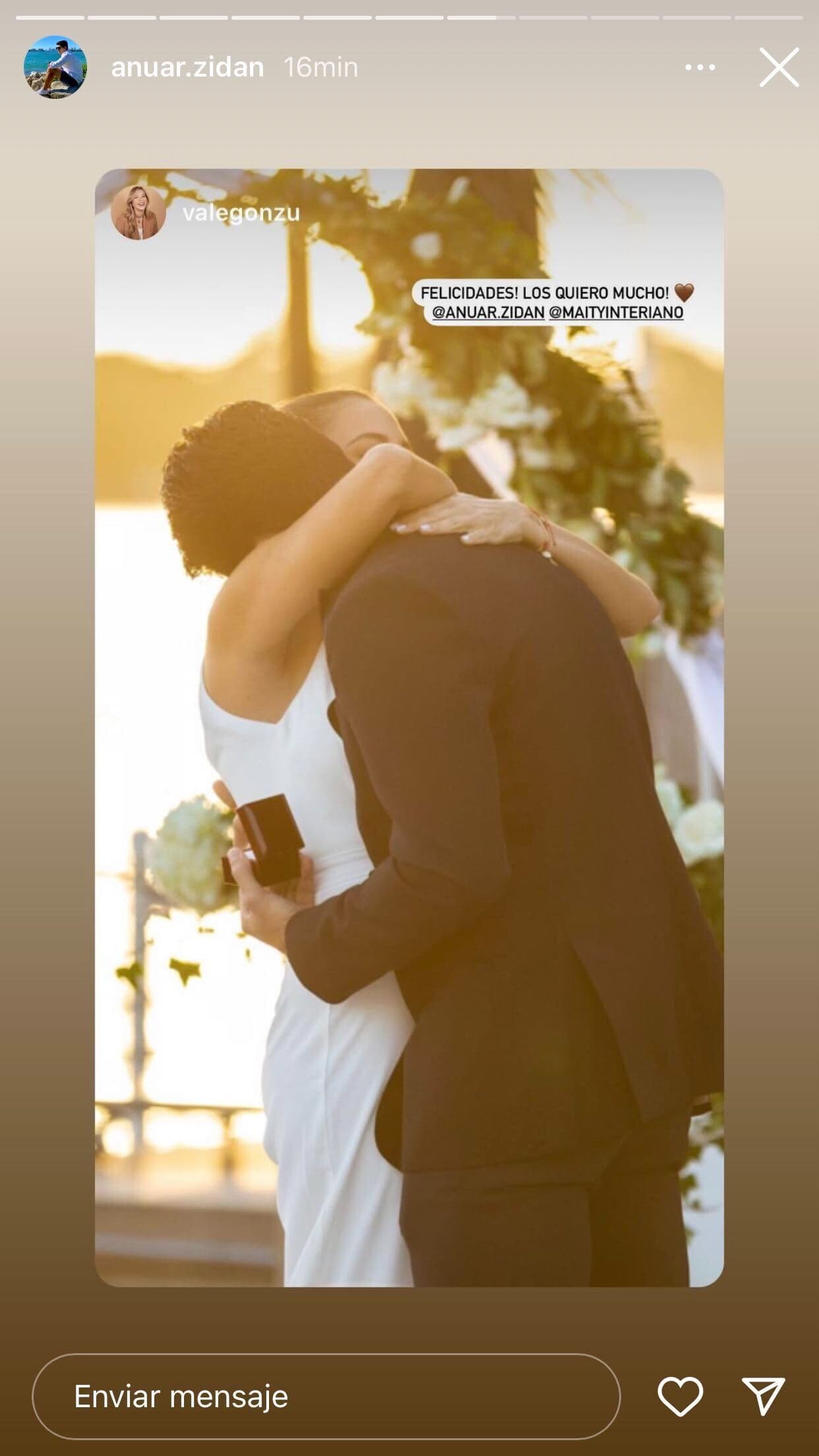 Fue en agosto de 2022 cuando la presentadora de
<b>Noticias Univision </b>publicó en Instagram la primera foto con su novio.
<br>