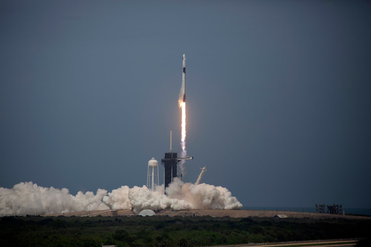 SpaceX y la NASA confirman el lanzamiento de su primer cohete tripulado desde Florida 
