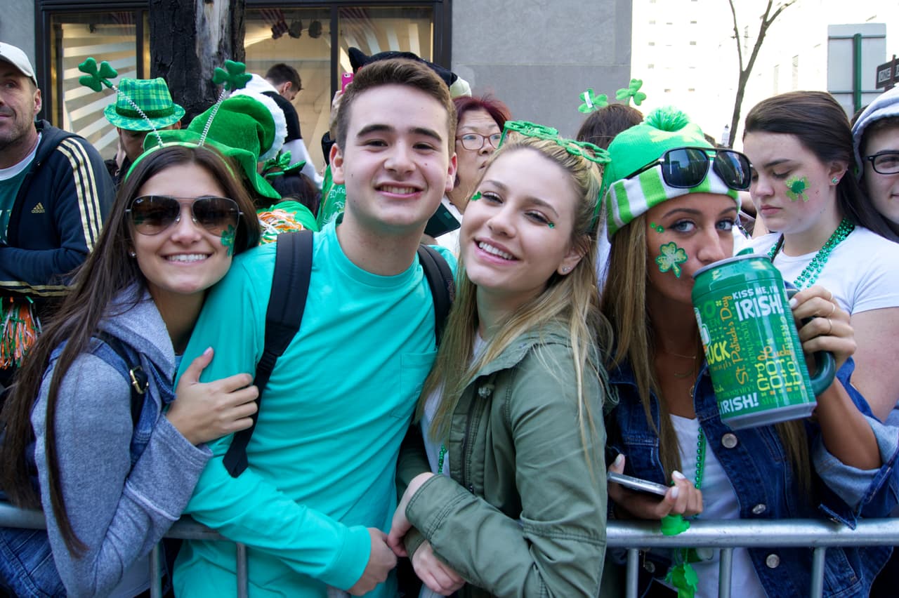 Unas 200,000 personas participaron en el desfile.