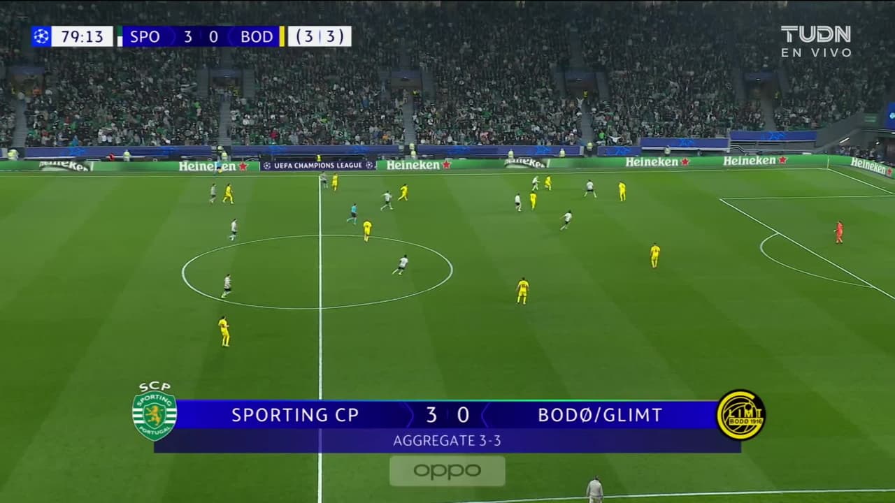 ¡TIRO ATAJADO! disparo por Luis Suárez.