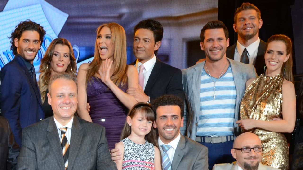 Aunque no se ha confirmado la verdadera causa, se especuló que fue por un presunto pleito entre los actores, supuestamente por 
<b>"celos profesionales" de Colunga</b>, según reportó el Diario Basta! en ese entonces.
<br>