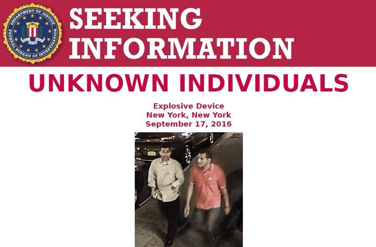 Policía de Nueva York busca a dos hombres en relación con la bomba que fue inutilizada en Manhattan