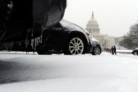 El mal clima forzó incluso a la Casa Blanca a suspender la habitual conferencia de prensa del vocero presidencial Jay Carrey.