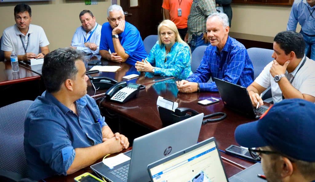 Empleados públicos no tienen que reportarse a trabajar mañana 8 de enero