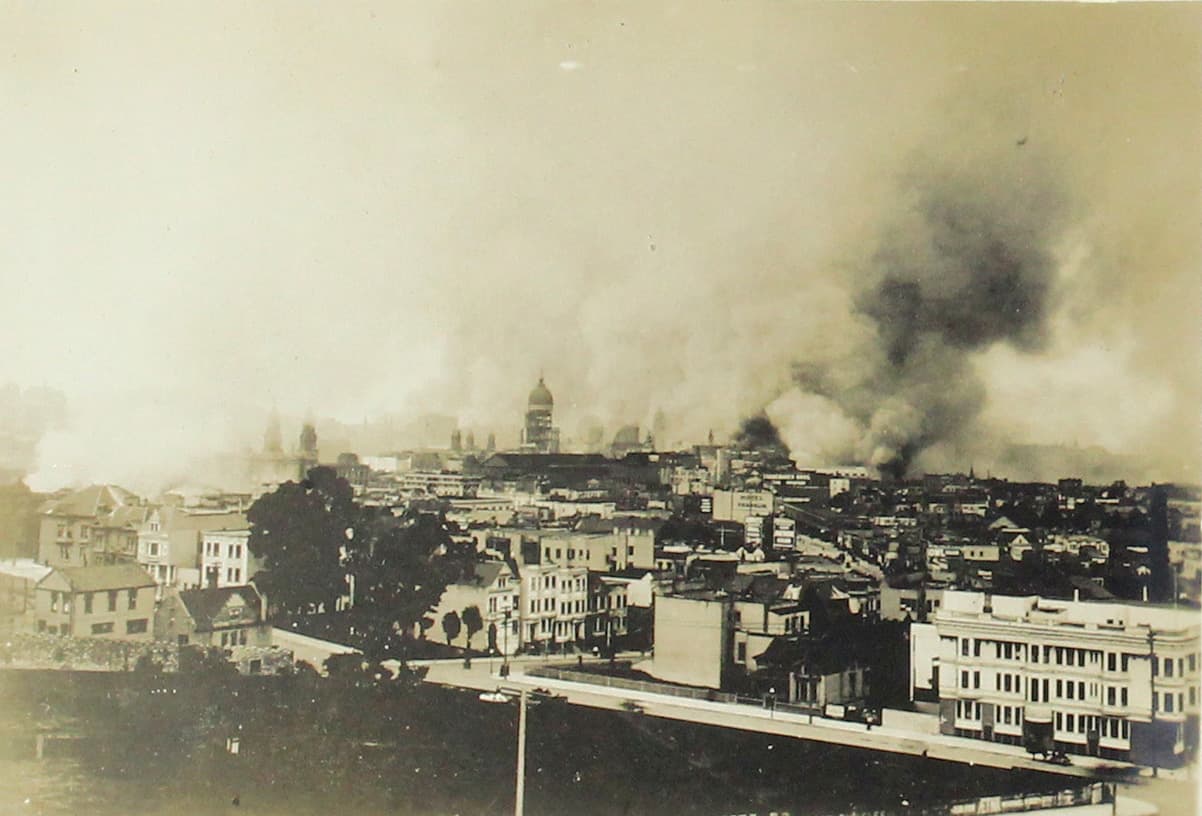 USGS estima que el terremoto y los incendios destrozaron unos 
<a href="https://earthquake.usgs.gov/regional/nca/1906/18april/casualties.php">28,000 edificios</a>.