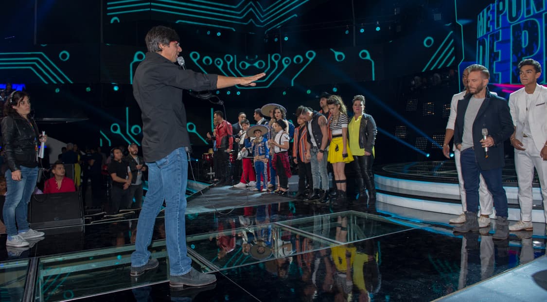 No todo es estrés y tensión en Me Pongo de Pie, a veces tanto jueces, capitanes, familias y conductoras se divierten bromeando o tomándose fotos. Todo esto pasó en el detrás de cámaras del cuarto show.