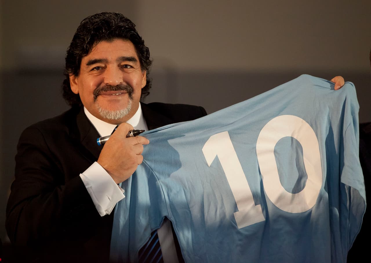 Villas-Boas pide a FIFA retirar el 10 de Maradona en todo el mundo