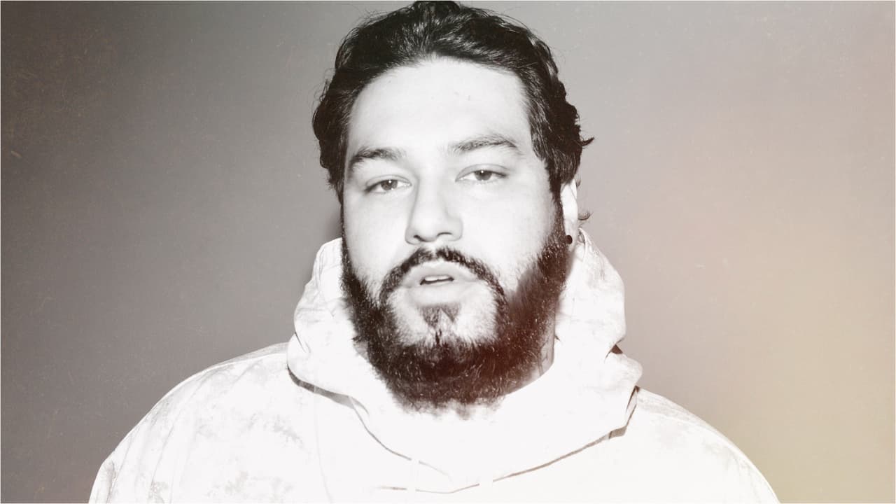 <h3 class="cms-H3-H3">Deorro</h3>
<br>Está nominado en la categoría DJ del Año y lo veremos en el escenario en el performance para presentar su colaboración en el tema 'Discoteca' a lado de IAmChino y Pitbull.