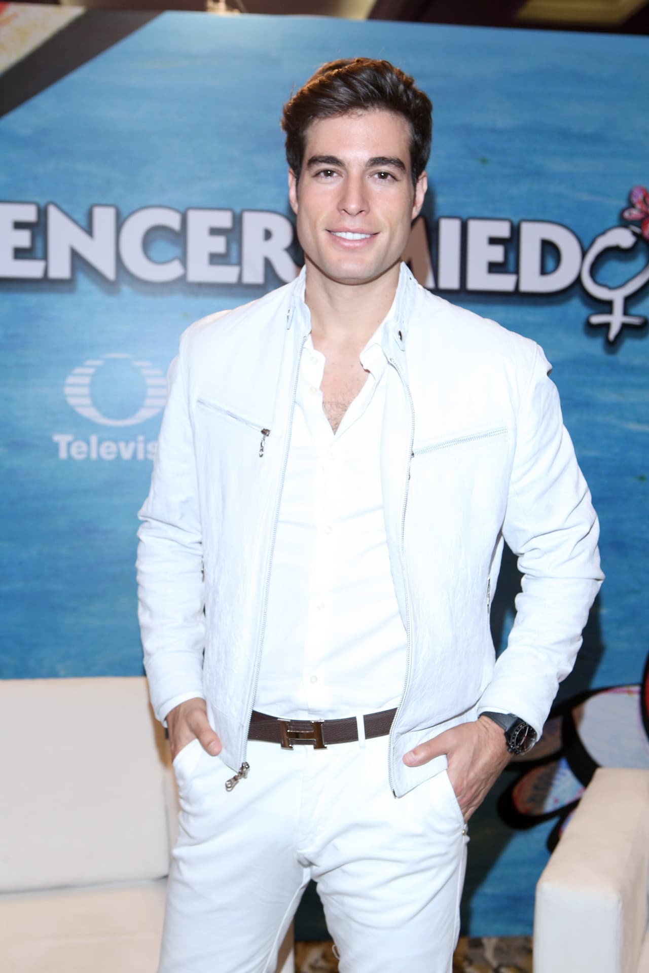 En ese entonces, consiguió un vuelo de regreso a México, en donde actualmente reside, y pudo salir de su país. No imaginó lo que vendría días después. 
<br>