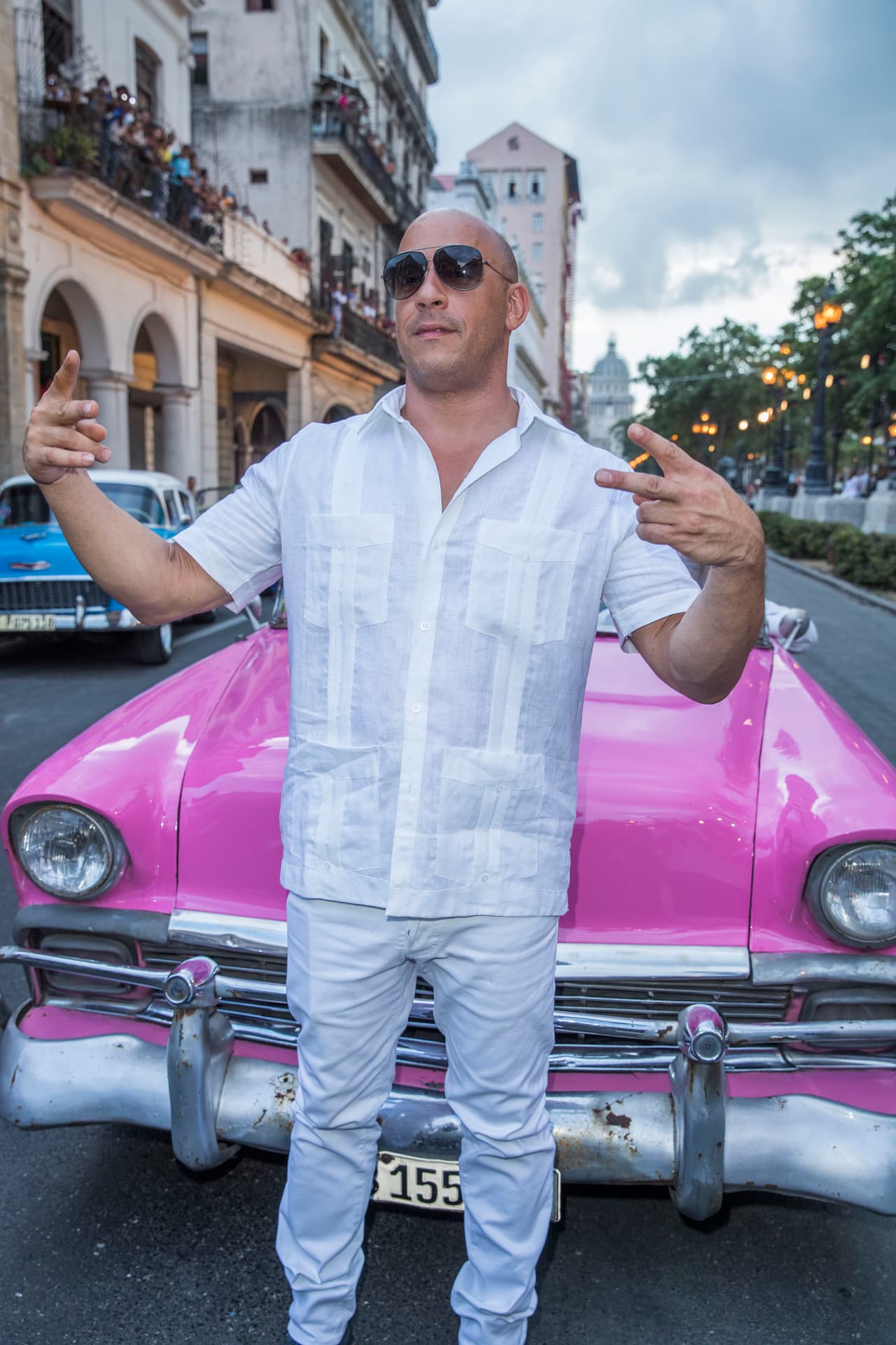 Vin Diesel se encuentra casado con la modelo mexicana Paloma Jiménez y algunos de sus grandes amigos son latinos, como Nicky Jam y Michelle Rodríguez.